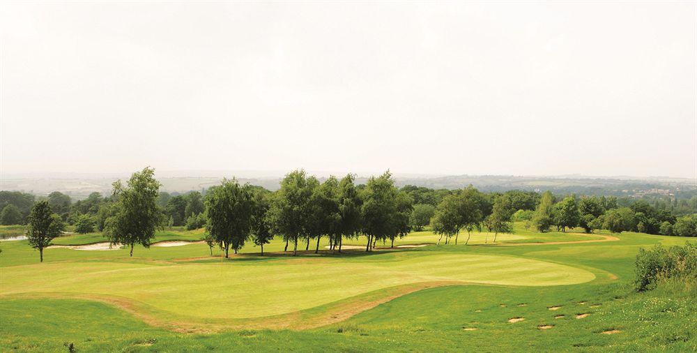 Tracy Park Hotel & Country Club Doynton Buitenkant foto