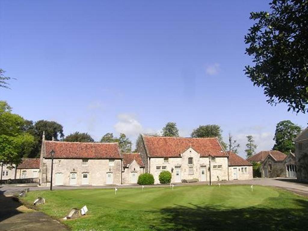 Tracy Park Hotel & Country Club Doynton Buitenkant foto