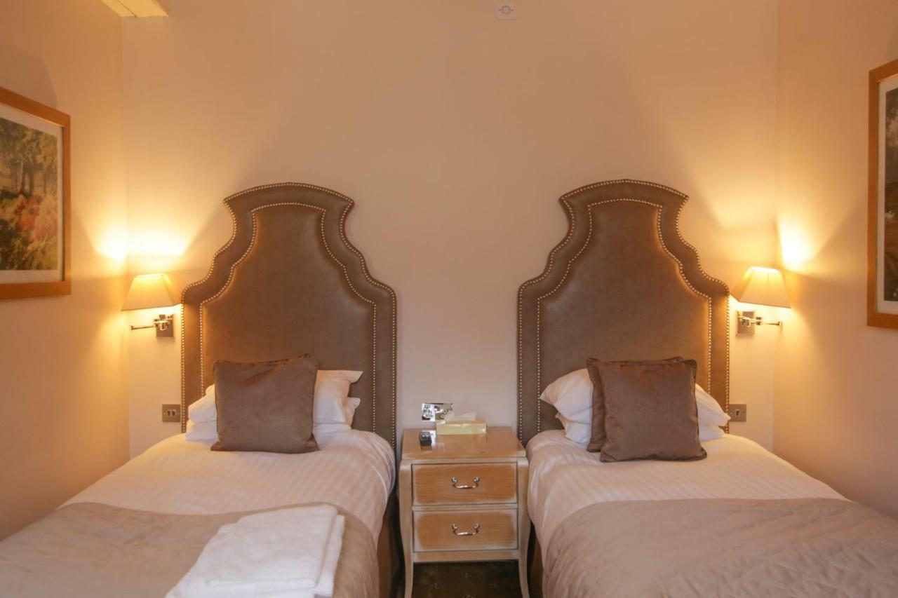 Tracy Park Hotel & Country Club Doynton Buitenkant foto