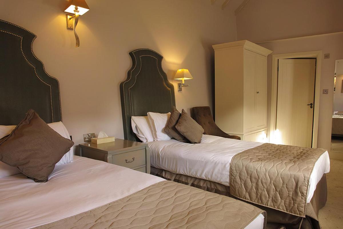 Tracy Park Hotel & Country Club Doynton Buitenkant foto