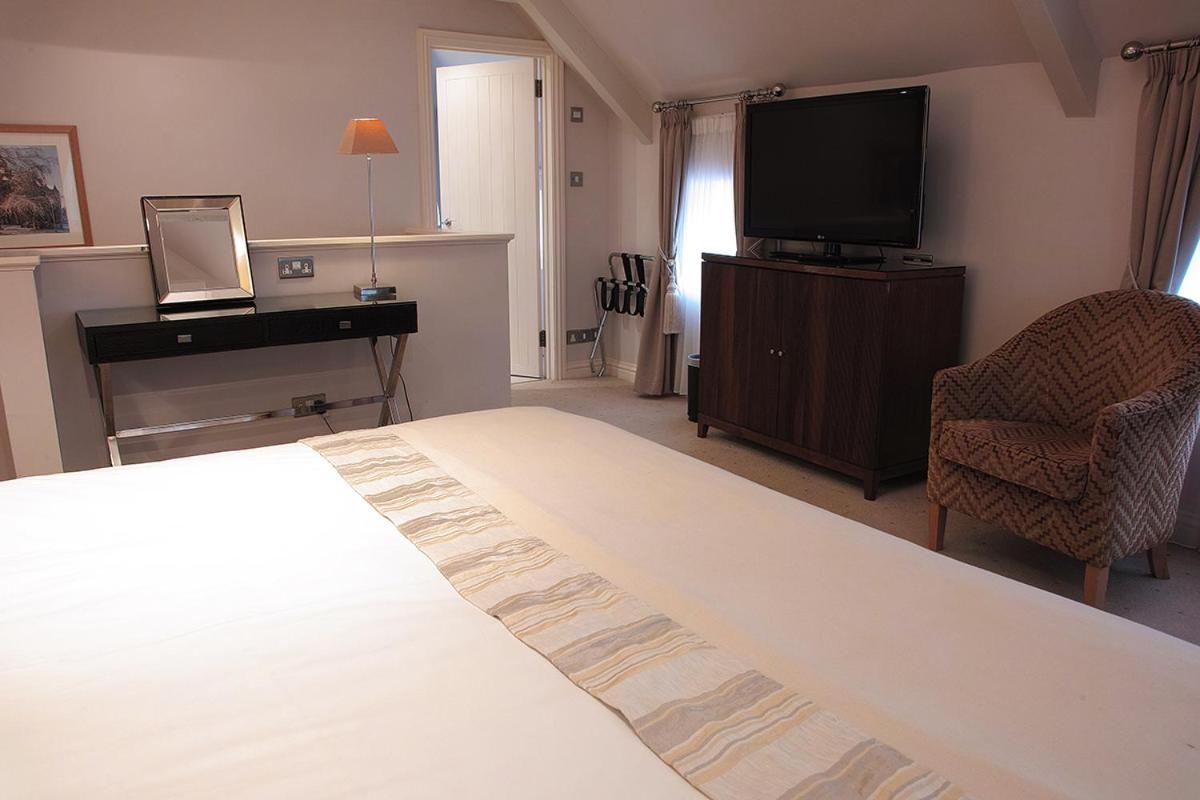 Tracy Park Hotel & Country Club Doynton Buitenkant foto